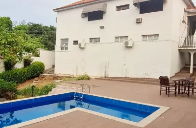 Sobrado residencial/ comercial  3/4 (1 suíte); bairro quilombo cuiabá