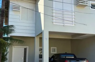 Casa em condomínio fechado com 3 quartos à venda no porto