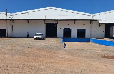 Aluga-se galpão/armazém (condomínio fechado) no distrito industrial - cuiabá mt