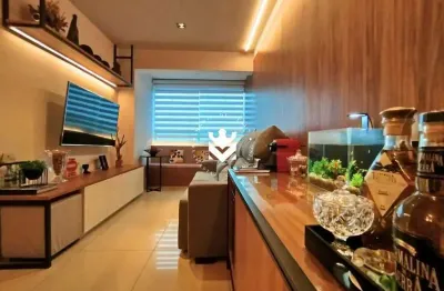 Apartamento 2 quartos com suíte e closet, recém reformado