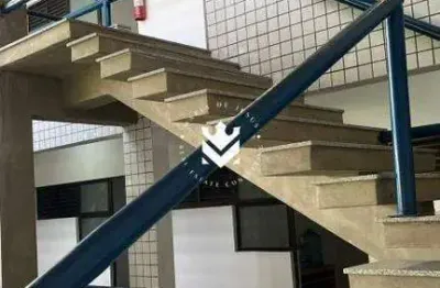 Casa comercial em casa forte com 10 salas independentes, alto potencial de locação. excelente investimento m² apenas 6 mil