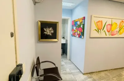 Sala Comercial Premium no Coração do Itaim Bibi – Moderna e Pronta para Uso