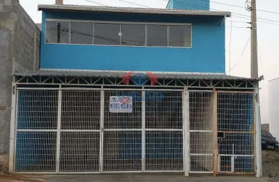 Apartamento residencial com 03 dormitórios + salão comercial