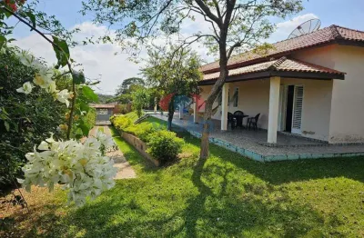 Chácara à venda no condomínio terras de itaici com 3 quartos, 1 suíte e área gourmet em indaiatuba/sp.