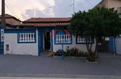 Casa a venda com terreno de 250 m2 e com edícula nos fundos no jardim brasil em indaiatuba/sp