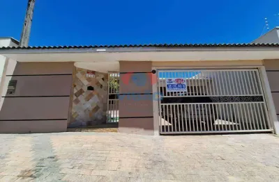 Casa com 3 dormitórios e piscina no jardim europa para locação!