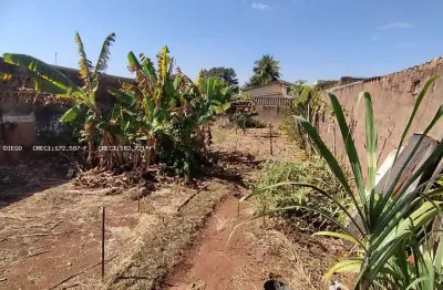 Terreno à venda no Jardim Angélica, Jaboticabal 
