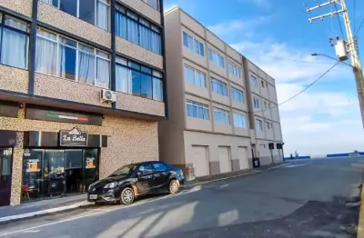 Flat no centro de barra velha averbado a 50 metros da praia!!