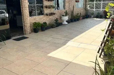 Casa com 3 quartos à venda no Centro, Balneário Arroio do Silva , 110 m2 por R$ 320.000