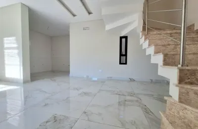Lindo triplex com rooftop em excelente localização no bairro novo mundo