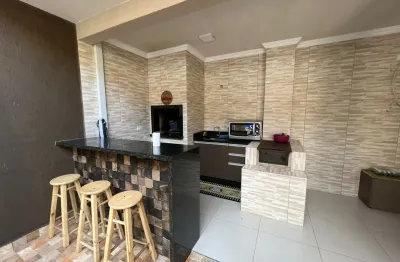 Casa com 3 quartos e 3 banheiros e 140 m² à venda no pinheirinho