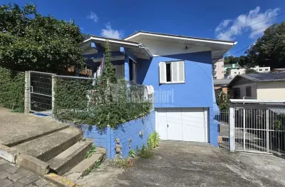 Casa financiável a venda próxima ao centro de bento gonçalves