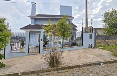 Casa de alto padrão no bairro santo antão em bento gonçalves!