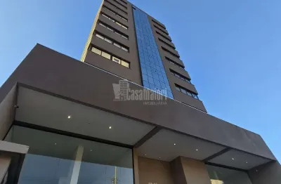 Apartamento de 2 dormitórios com suíte e 2 vagas pronto para morar