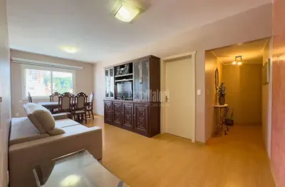 Apartamento no centro todo mobiliado com 89m² privativos