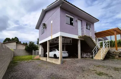 Casa com 2 quartos à venda na Rua Assis Brasil, 140, São Roque, Bento Gonçalves