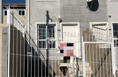 Casa com 2 quartos à venda na rua egon carlos petters, 224, charqueadas, caxias do sul, 90 m2 por r$ 230.000