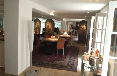 Casa com 3 quartos à venda na Rua Sampaio Vidal, Jardim Paulistano, São Paulo