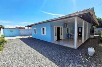 Cod 0213 - casa em alvenaria na área central de barra do sul - sc