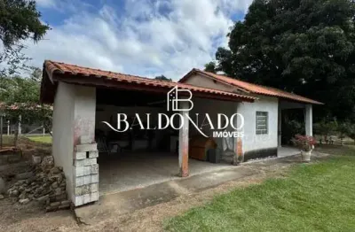 Chácara / sítio com 2 quartos à venda no Centro, Vargem 