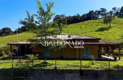 Chácara em toledo mg à venda 30.000 metros cachoeira exclusiva tanque peixes