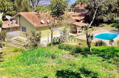 Chácara em extrema mg à venda com piscina 3 dorm. 4000 metros