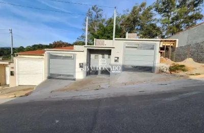Casa em extrema mg à venda prox. ao centro 2 dorm. garagem