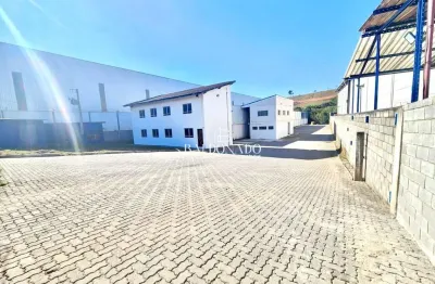 Galpão para locação em extrema mg próximo a fernão dias com 1.100 construção