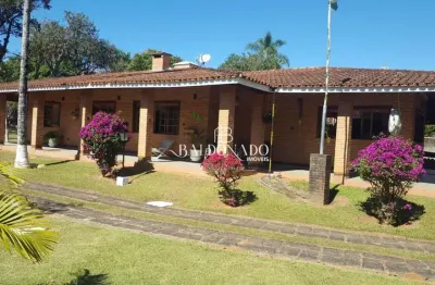 Chácara à venda em extrema mg com escritura 6.577 m  e 2 casas