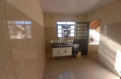 Casa para locação em vargem sp, 1 dormitório, sala, cozinha e banheiro social
