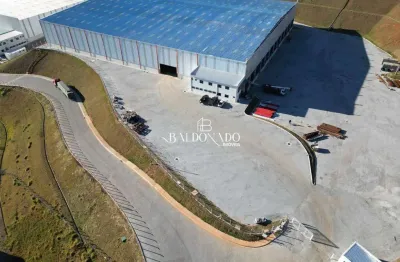 Galpao em extrema mg para alugar 11.014,50 m  ha 500 metros da rodovia