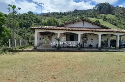 Chácara / sítio com 4 quartos à venda no Centro, Camanducaia 