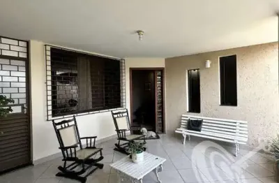 Casa com 3 quartos à venda no Cariru, Ipatinga 
