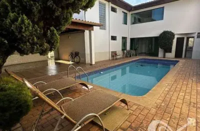 Casa com 4 quartos à venda no Iguaçu, Ipatinga 