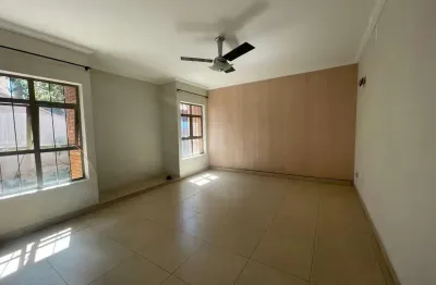 Casa com 4 quartos à venda na Rua Hélio Steffen, Vila Romão, Salto