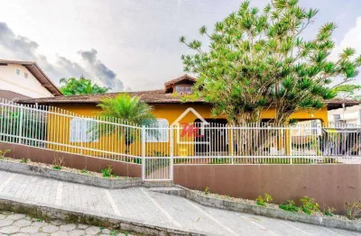 Casa com piscina, 3 dormitórios à venda, 271 m² por r$ 750.000 - itoupava central - blumenau/sc