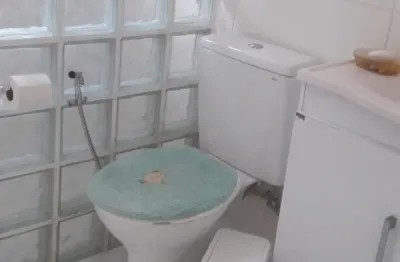 Casa térrea de 2 dormitório(s) e 1 suíte(s) no bairro maracanã, praia grande