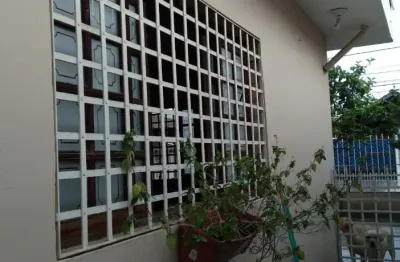 Casa térrea de 3 dormitório(s) e 0 suíte(s) no bairro maracanã, praia grande