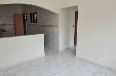 Casa de 2 dormitório(s) e 1 suíte(s) no bairro maracanã, praia grande