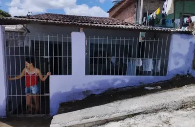 Casa com 2 quartos à venda no Barro, Recife 