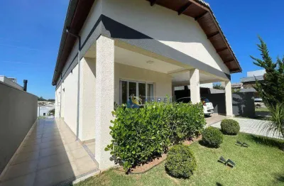 Casa térrea à venda no condominio tipo clube vale das águas com 3 dormtorios, área gourmet e  amplo quntal gramado !!