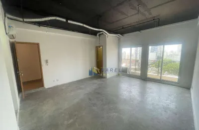 Sala comercial para locação, 38m², varanda, 2 lavabos, ar cond., copinha e uma vaga no metro saúde