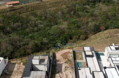 Terreno plano à venda de 436m² no condomínio euroville 2 em bragança paulista com vista para área de preservação do condomínio!!
