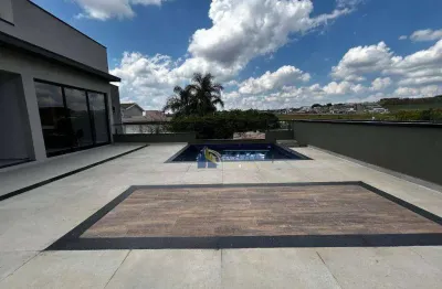 Sobrado à venda com 3 suítes, piscina, área gourmet integrada em condomínio fechado euroville 2 na cidade de bragança paulista