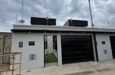 Casa com 3 quartos à venda na Rua 50, 1, Condomínio das Esmeraldas, Goiânia