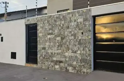 Casa com 3 quartos à venda na Rua Turin, 1, Jardim Itália, Anápolis