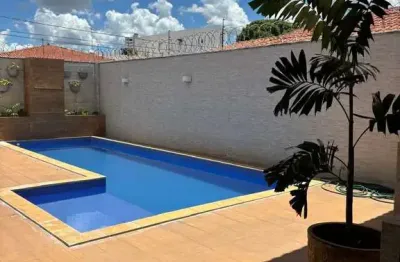 Casa com 4 quartos à venda na Rua 249, Setor Coimbra, Goiânia