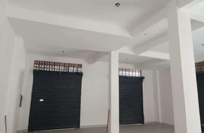 Aluigo ponto comercial com 100 m² de esquina com 04 portas de aço bairro ocian