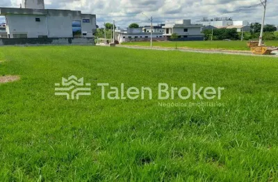 Lindo terreno de 250m  p  você construir a casa do jeito que sempre sonhou  pronto p  construir