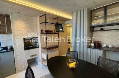 Mude agora  Apartamento porteira fechada, luxuoso e perto do Shopping Center Vale.